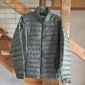 Patagonia Womens Olive Puffer Down Jacket